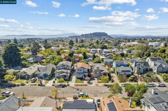 $1,700,000 | 960 Ordway Street, Albany, CA 94706