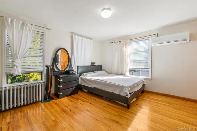 $1,150,000 | 44-06 Jessie Court | Little Neck