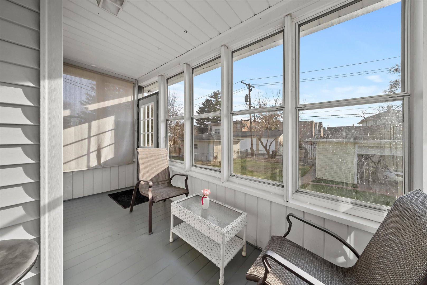 6514 Sinclair Avenue Berwyn, IL 60402 - Photo 24 of 33 a living room with furniture and a large window