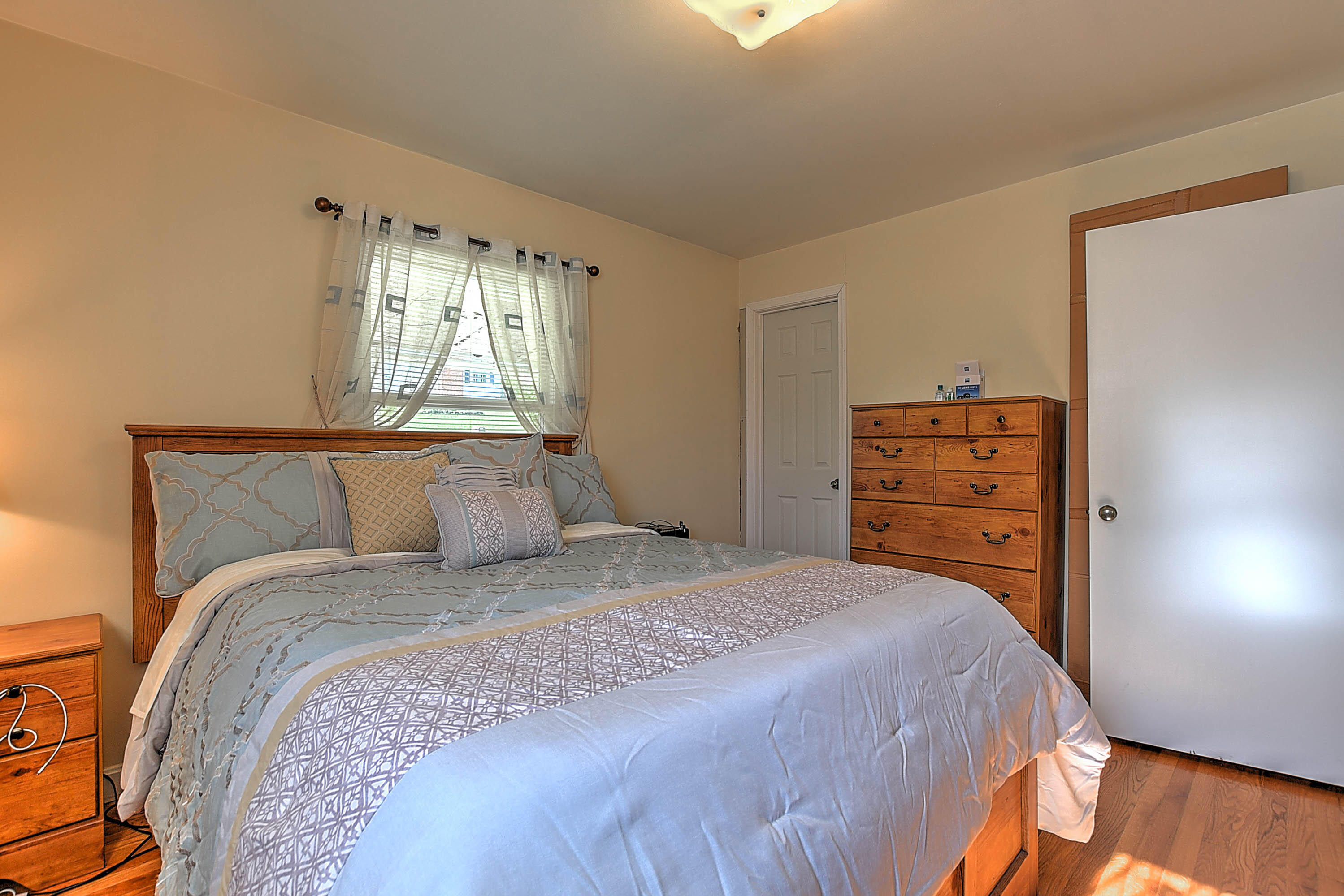 1714 Siam Road Elizabethton, TN 37643 - Photo 24 of 36 1714 Siam-22