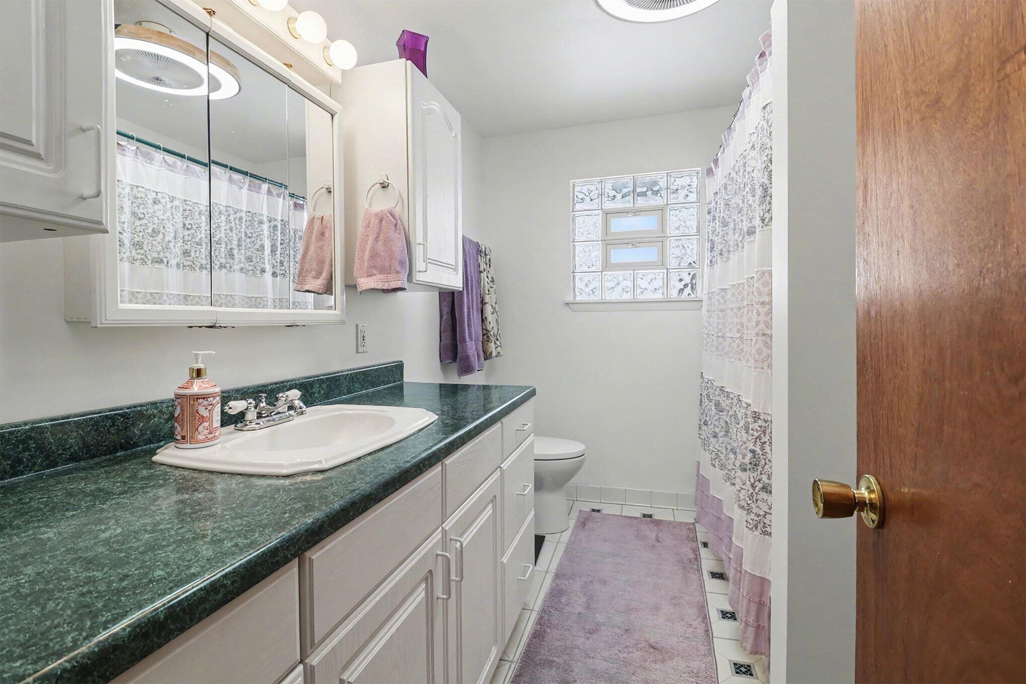 8597 West Deer Run Baldwin, MI 49304 - Photo 15 of 28 Full Bath