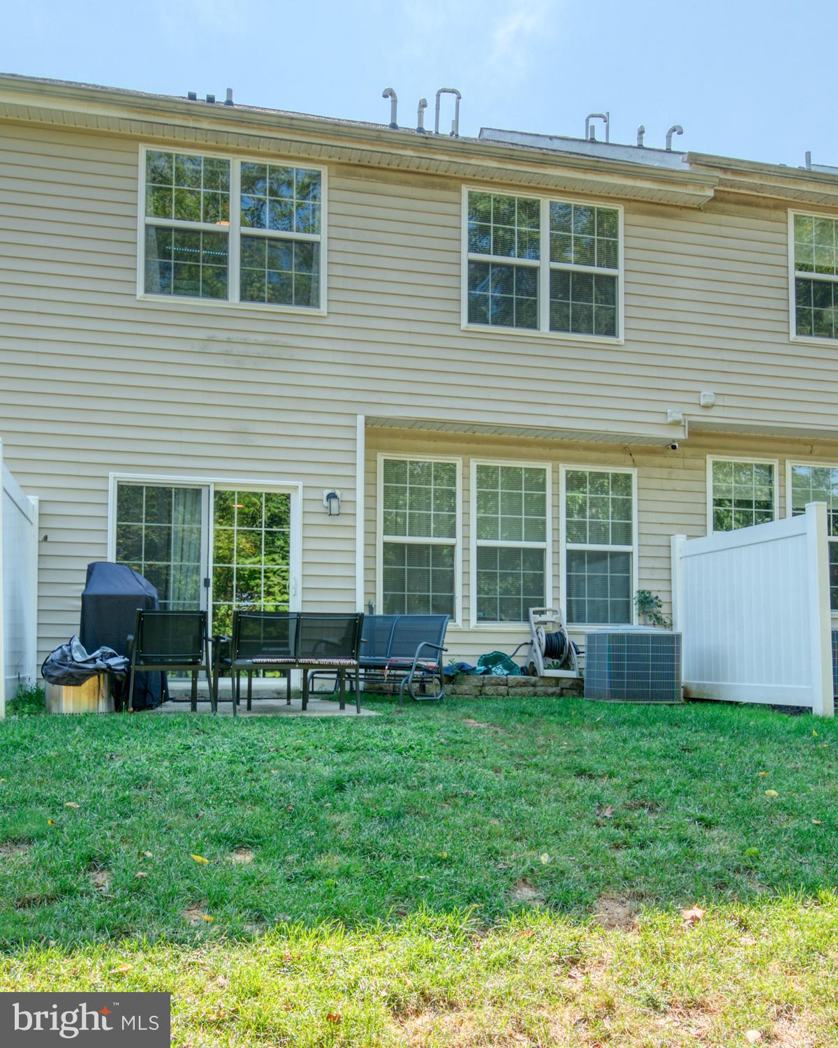 111 Eagleview Terrace Mount Royal, NJ 08061 - Photo 4 of 29