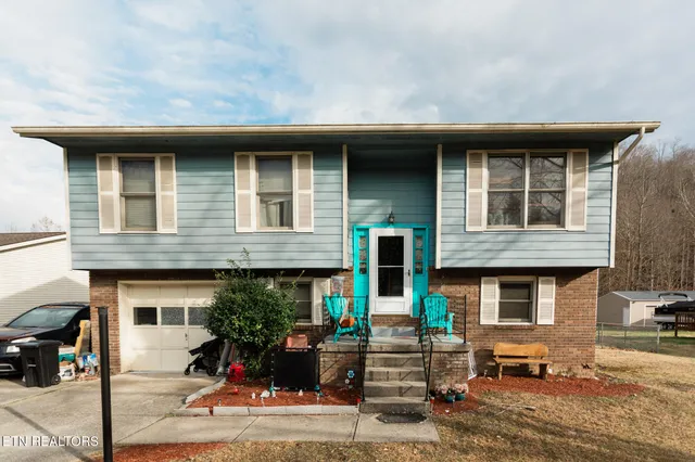 $249,900 | 140 Wellington Drive, Middlesboro, KY 40965