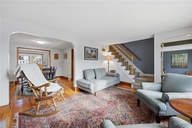 $328,500 | 12 Colvinhurst Drive, Tonawanda, NY 14223