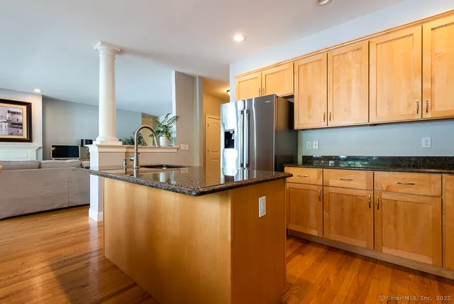 $599,000 | 175 Ferry Road, Unit 3, Old Saybrook, CT 06475