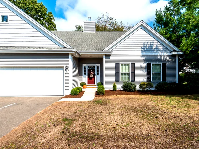 $599,000 | 175 Ferry Road, Unit 3, Old Saybrook, CT 06475