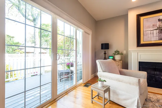 $599,000 | 175 Ferry Road, Unit 3, Old Saybrook, CT 06475