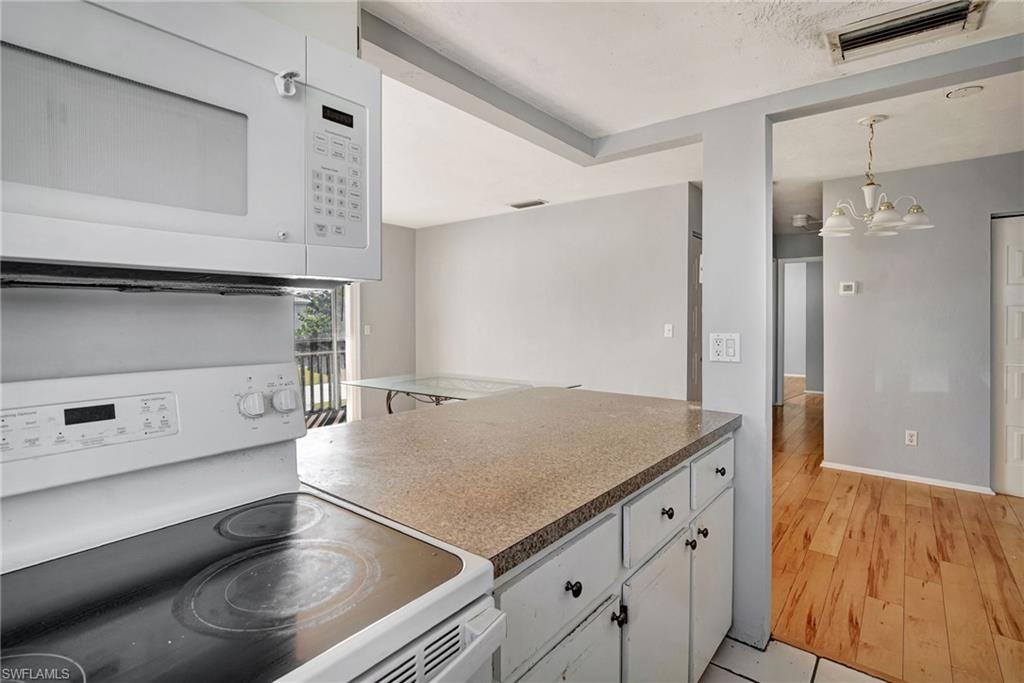 3300 Prince Edward Island Circle, Unit 4 Fort Myers, FL 33907 - Photo 12 of 31