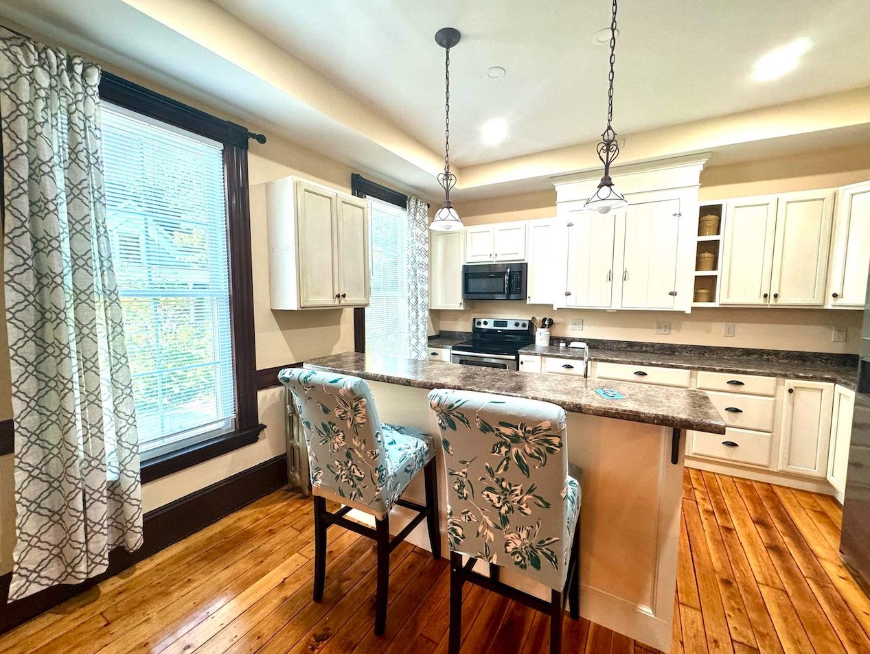 53 Messer Street, Unit A Laconia, NH 03246 - Photo 5 of 10