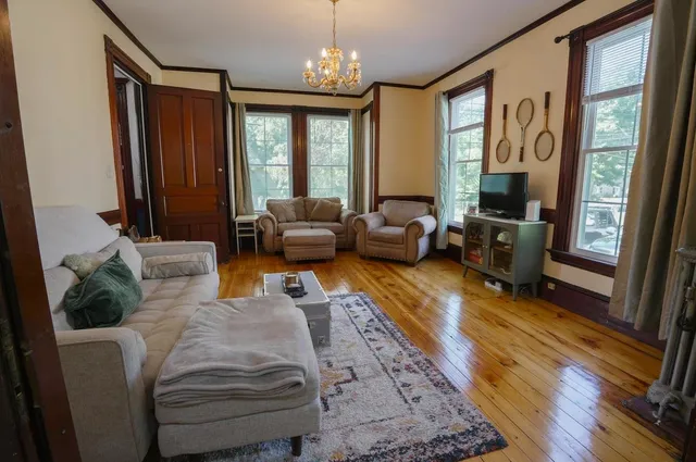 $1,850 | 53 Messer Street, Unit A, Laconia, NH 03246