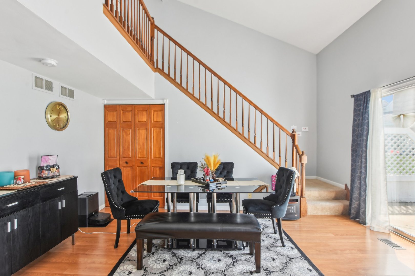 3407 Sandpiper Drive Aurora, IL 60504 - Photo 4 of 20 a workspace with furniture and rug