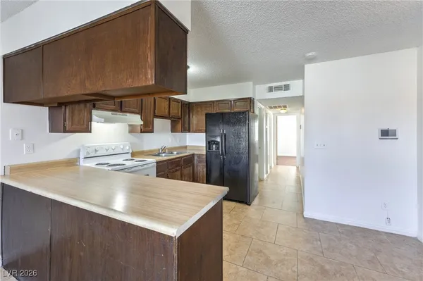 $639,800 | 6979 Issac Avenue, Las Vegas, NV 89156