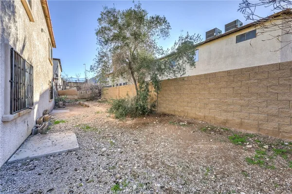 $639,800 | 6979 Issac Avenue, Las Vegas, NV 89156