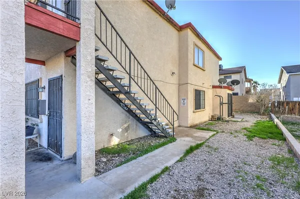 $639,800 | 6979 Issac Avenue, Las Vegas, NV 89156