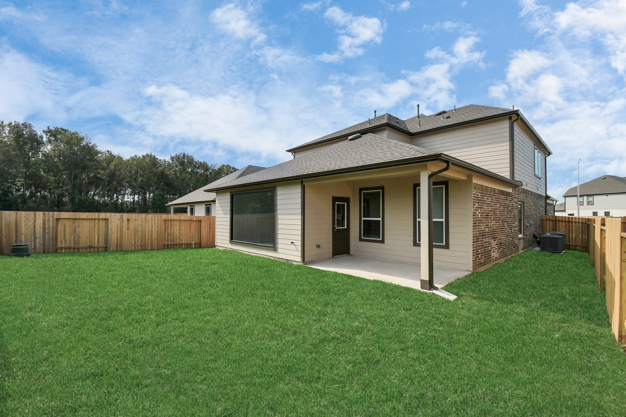 11106 Crocus Drive Houston, TX 77044 - Photo 11 of 40 a view of a house with backyard
