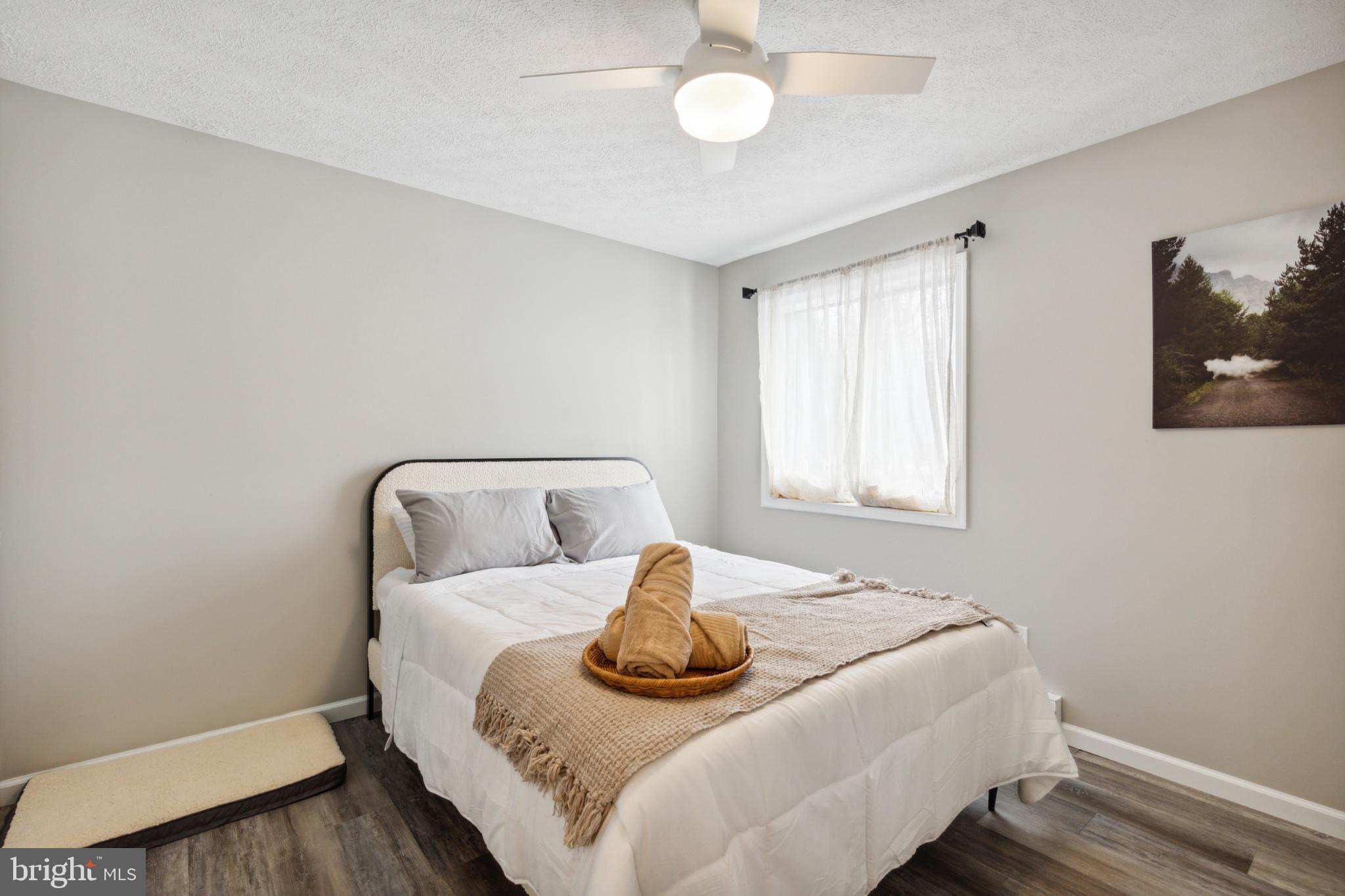 20 Iowa Road Albrightsville, PA 18210 - Photo 16 of 21 Serene bedroom with natural light.