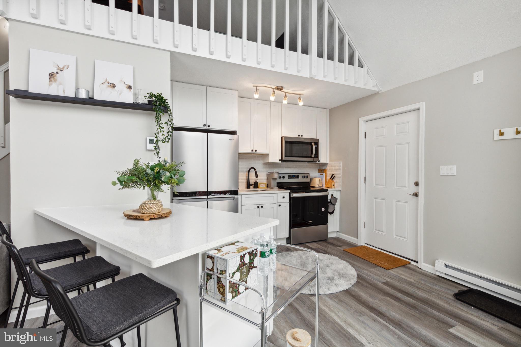 20 Iowa Road Albrightsville, PA 18210 - Photo 5 of 21 Chic kitchen with modern finishes.