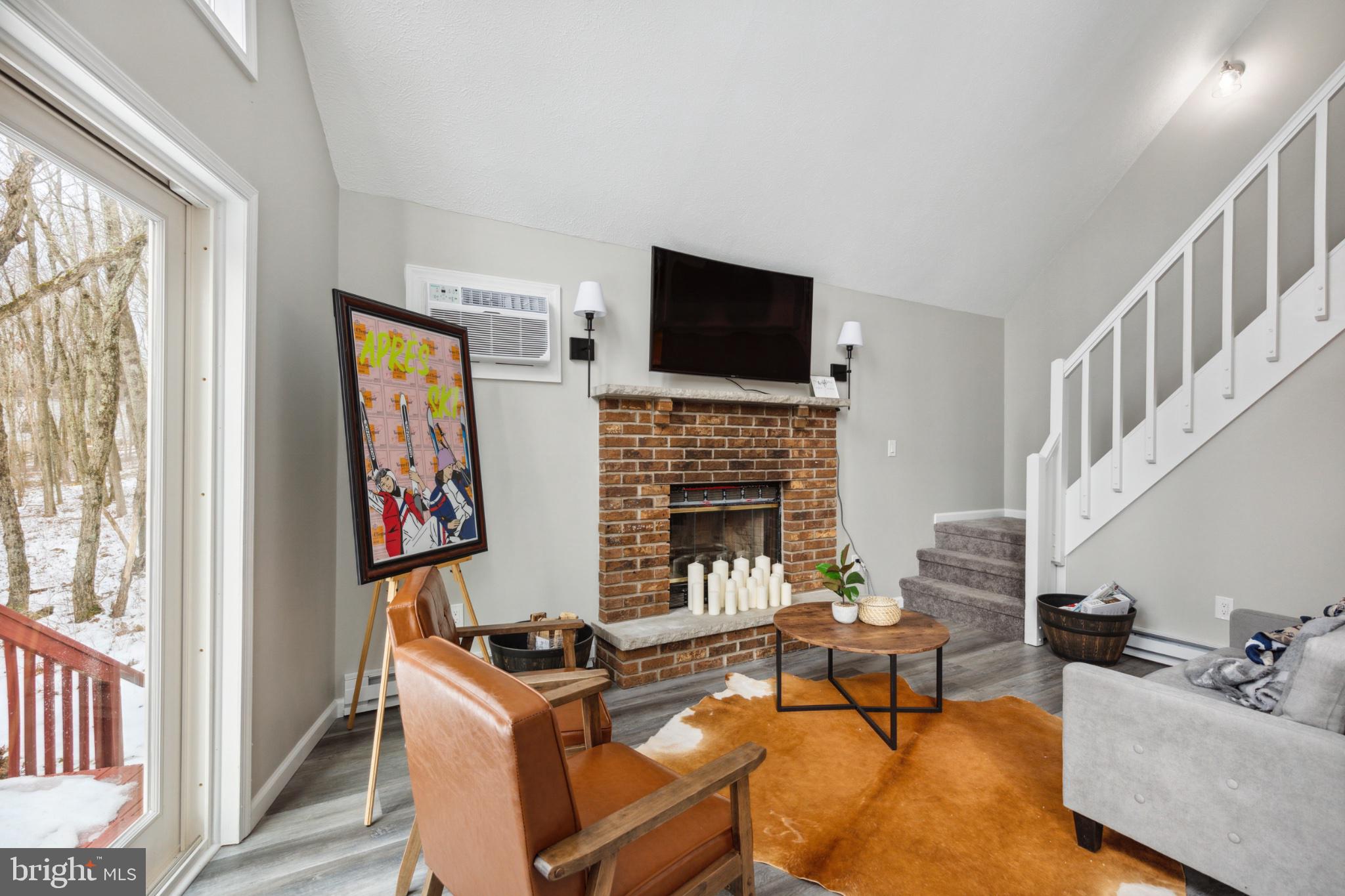 20 Iowa Road Albrightsville, PA 18210 - Photo 7 of 21 Cozy retreat with natural light.