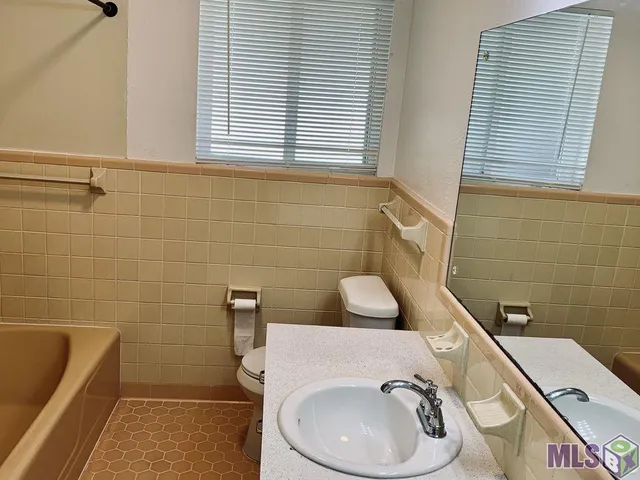 $1,700 | 1763 Brocade Drive, Baton Rouge, LA 70815