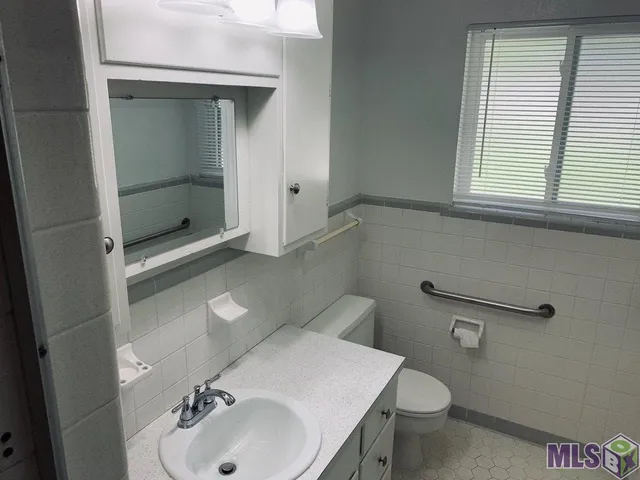 $1,700 | 1763 Brocade Drive, Baton Rouge, LA 70815