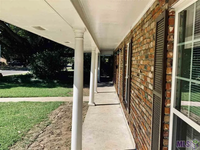 $1,700 | 1763 Brocade Drive, Baton Rouge, LA 70815