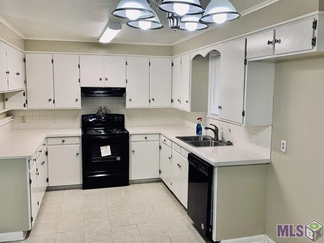 $1,700 | 1763 Brocade Drive, Baton Rouge, LA 70815