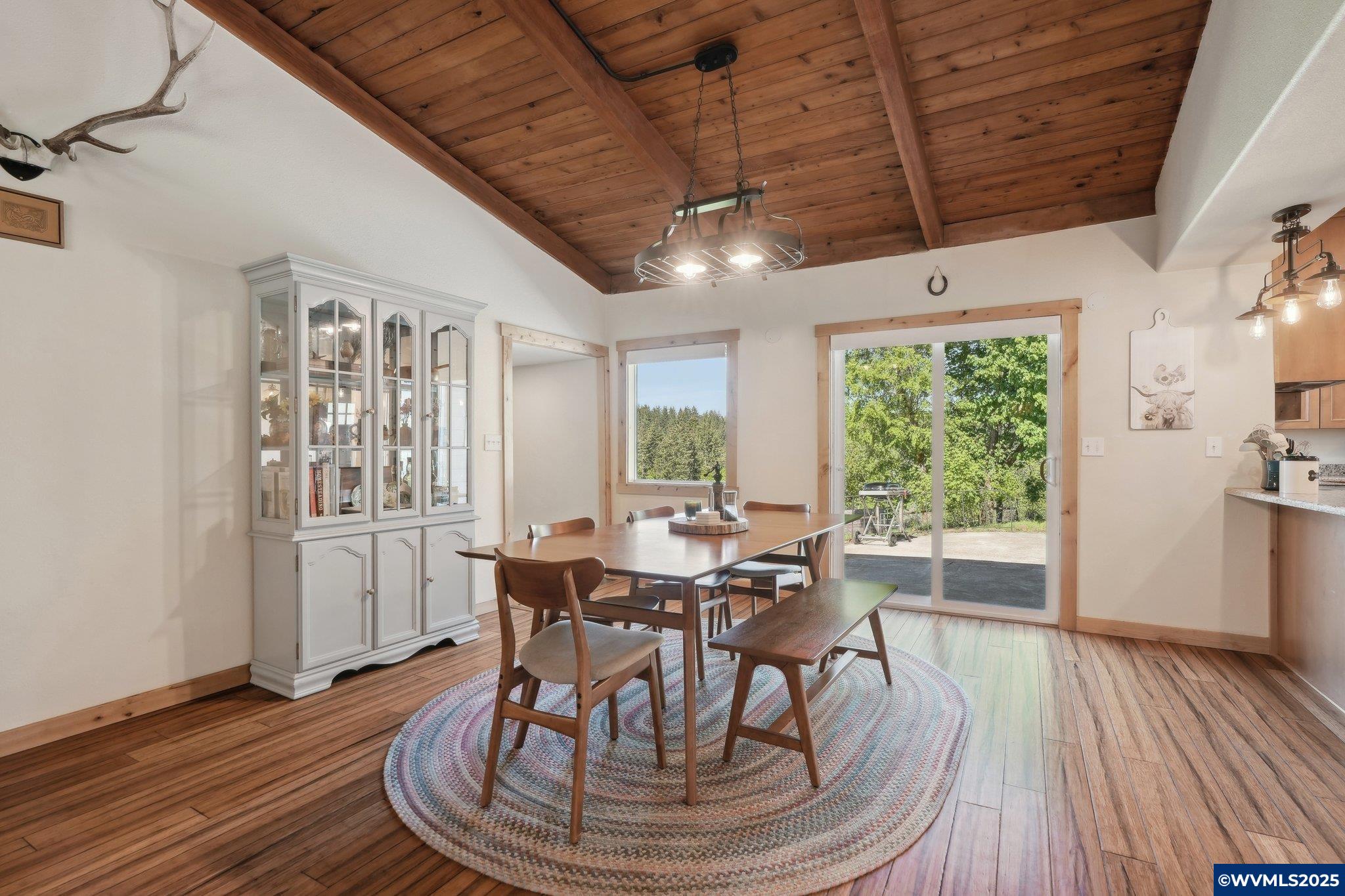 985 Crooked Finger Road Northeast Scotts Mills, OR 97375 - Photo 10 of 48 Gallery Image 10