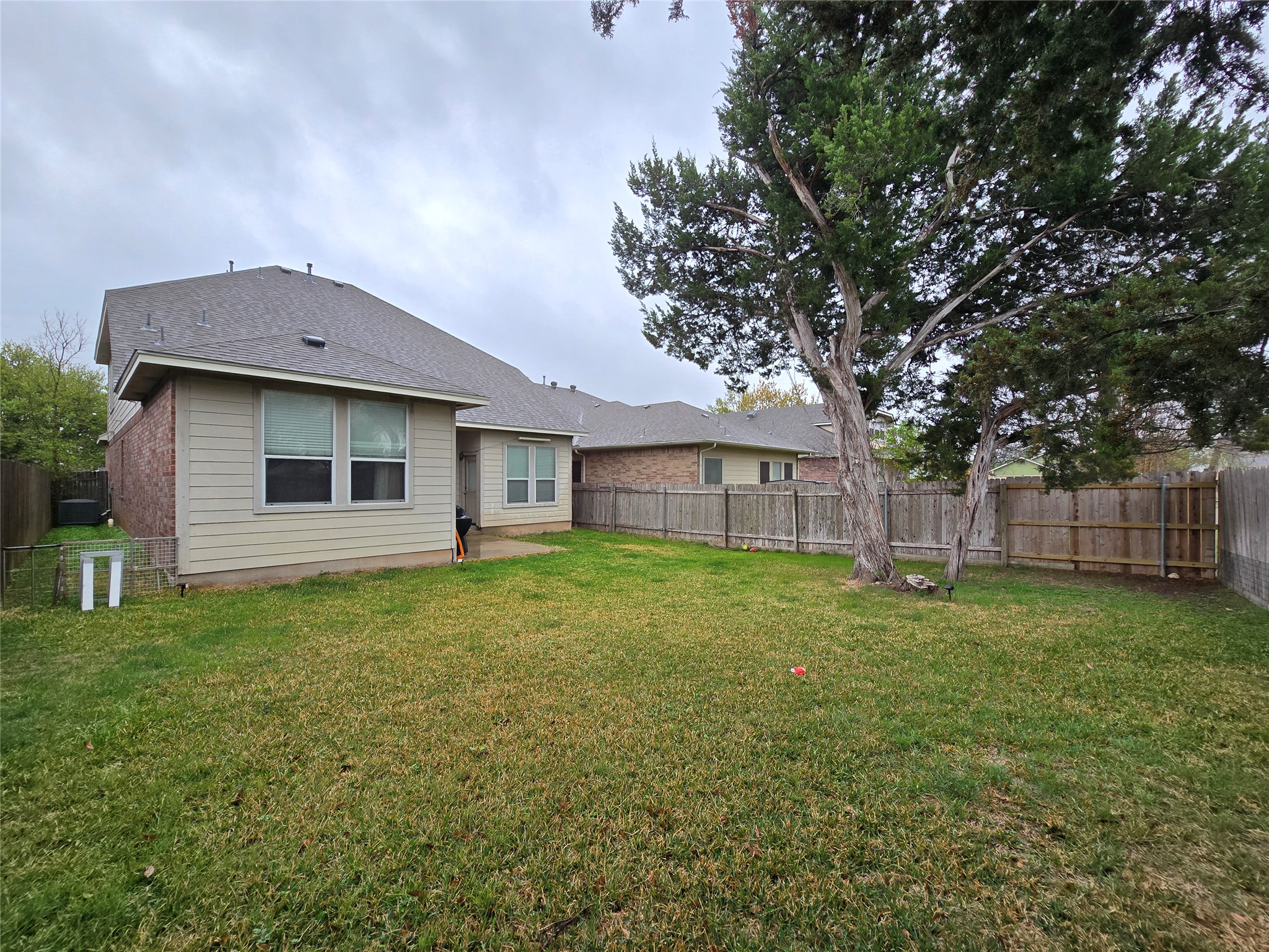 204 Valona Loop Round Rock, TX 78681 - Photo 19 of 22