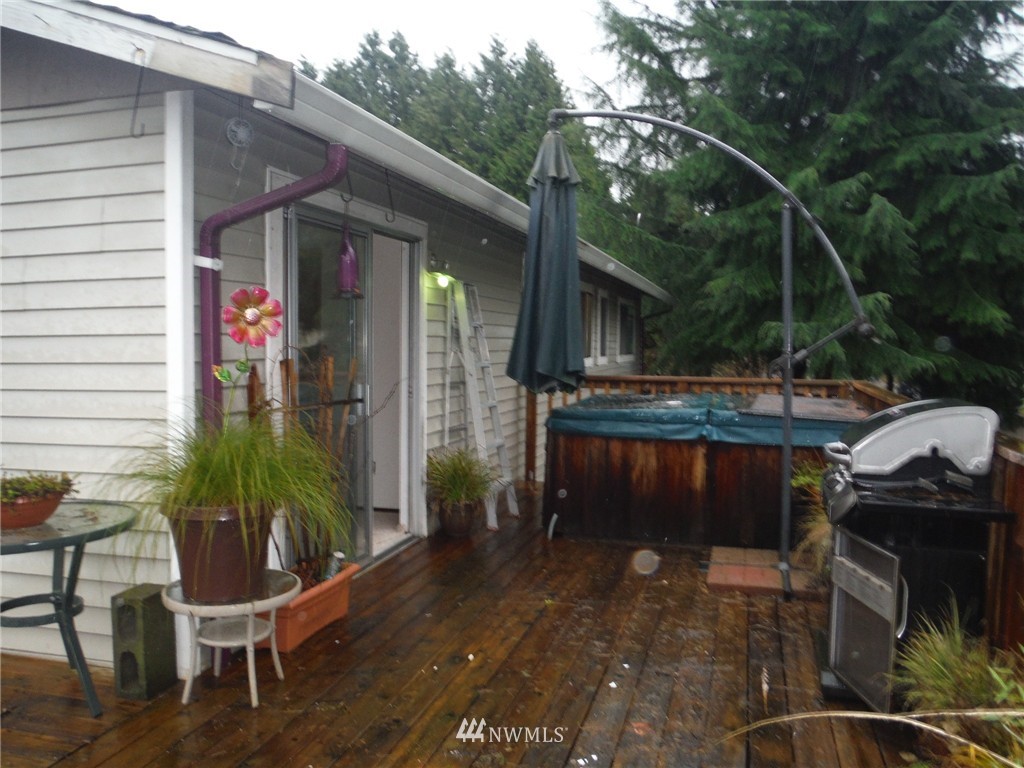 21527 9th Place West Bothell, WA 98021 - Photo 18 of 22