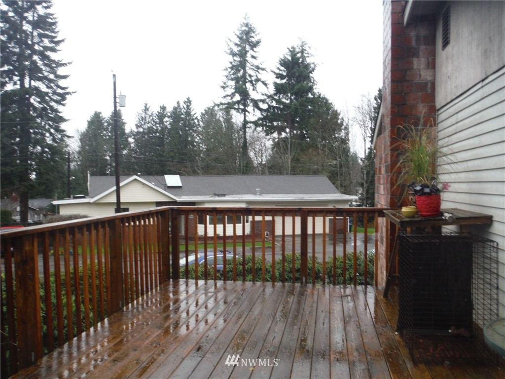 21527 9th Place West Bothell, WA 98021 - Photo 19 of 22