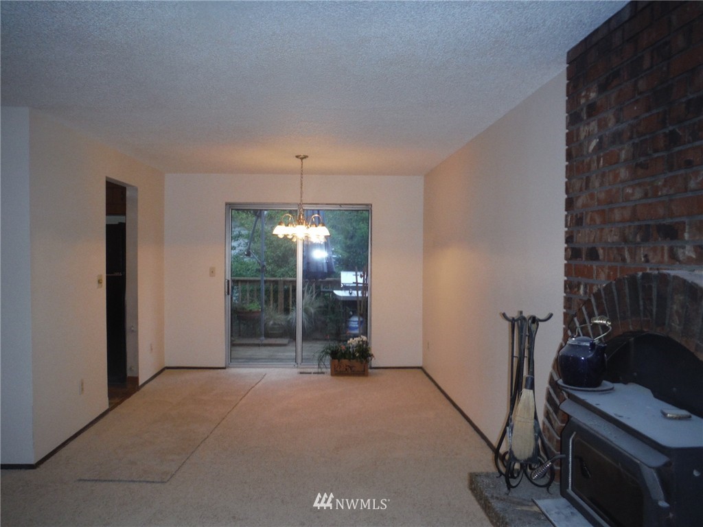 21527 9th Place West Bothell, WA 98021 - Photo 4 of 22