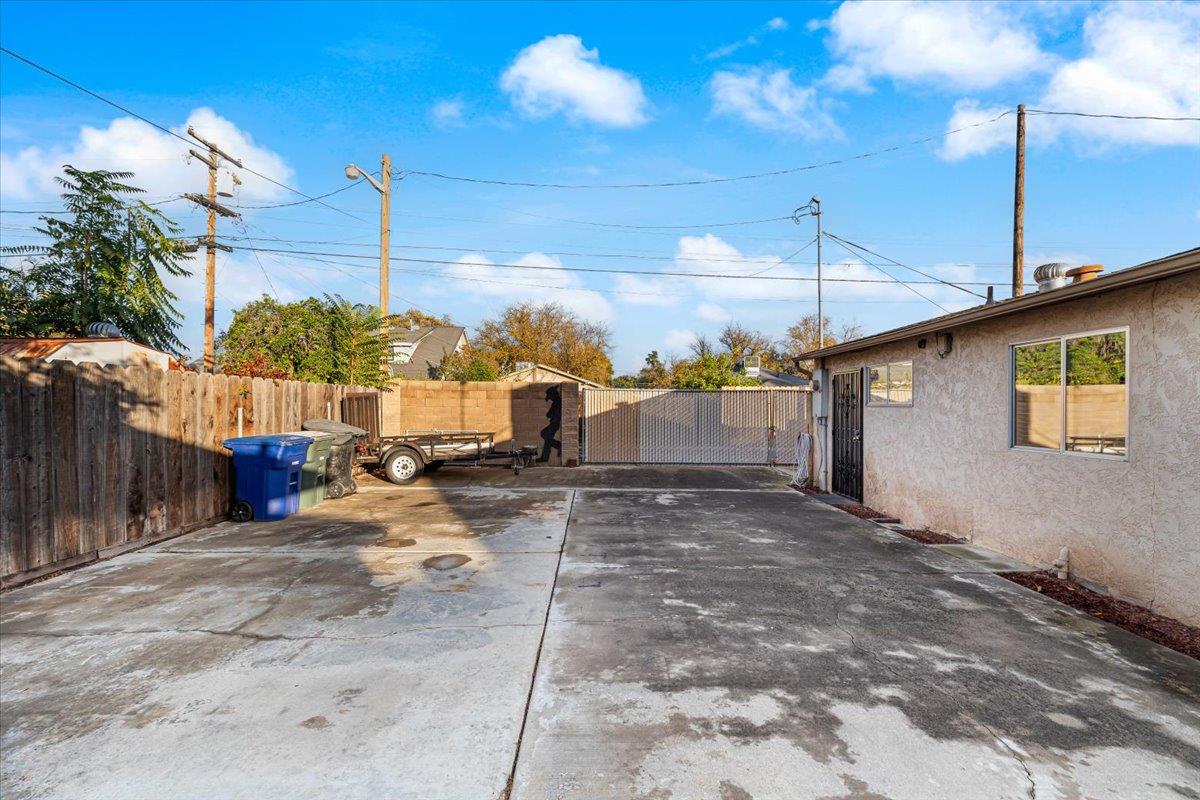 232 Fusco Avenue Modesto, CA 95354 - Photo 47 of 52 a view of a house with a patio