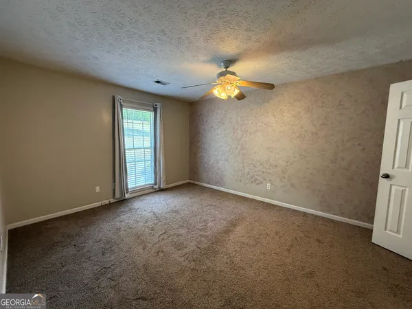 $219,900 | 109 S Crossroad, LaGrange, GA 30240