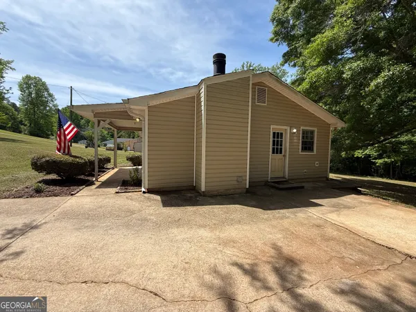 $219,900 | 109 S Crossroad, LaGrange, GA 30240