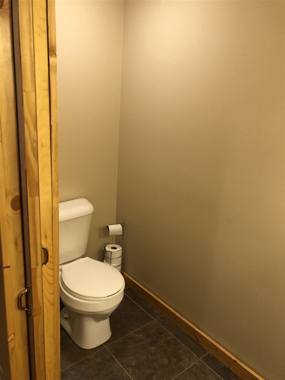 10231 West Stanley Road Flushing, MI 48433 - Photo 22 of 27 50015692-23.JPG