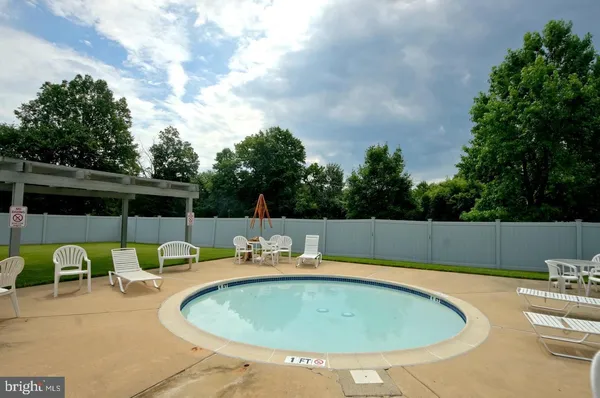 $395,000 | 2 Carver Place, Lawrenceville, NJ 08648