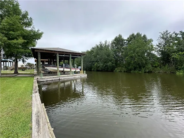 $67,500 | 0 Fort Beauregard Boulevard, St. Bernard, LA 70085