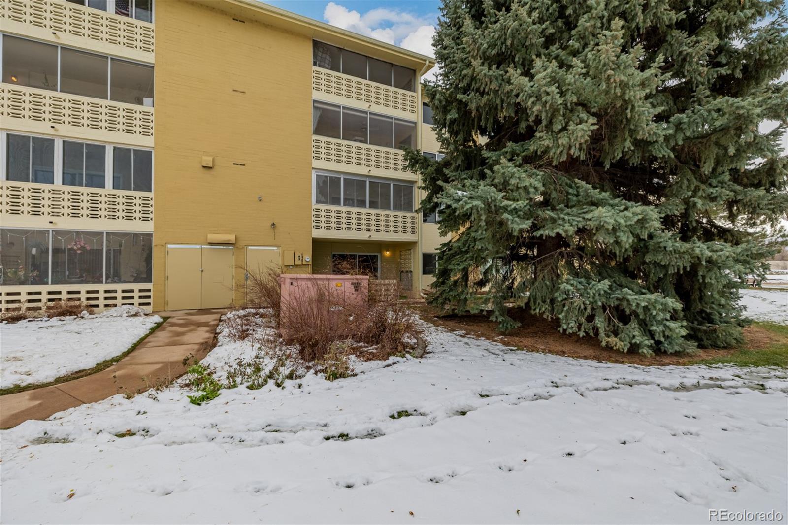 9340 Center Avenue, Unit 8A Denver, CO 80247 - Photo 23 of 50
