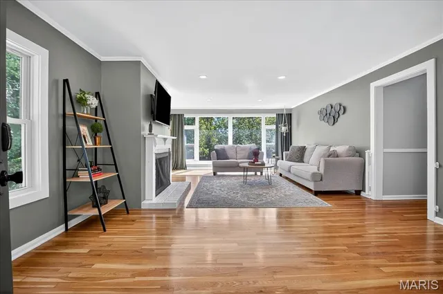 $575,000 | 1612 Dougherty Ferry Road, Kirkwood, MO 63122