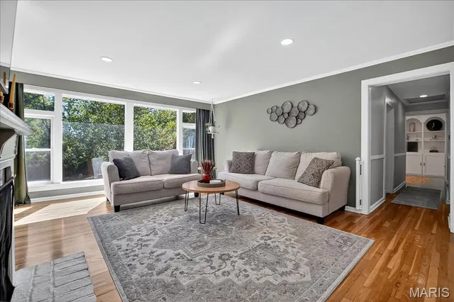 $575,000 | 1612 Dougherty Ferry Road, Kirkwood, MO 63122