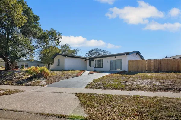 $374,900 | 905 Spring Creek Drive, Ocoee, FL 34761