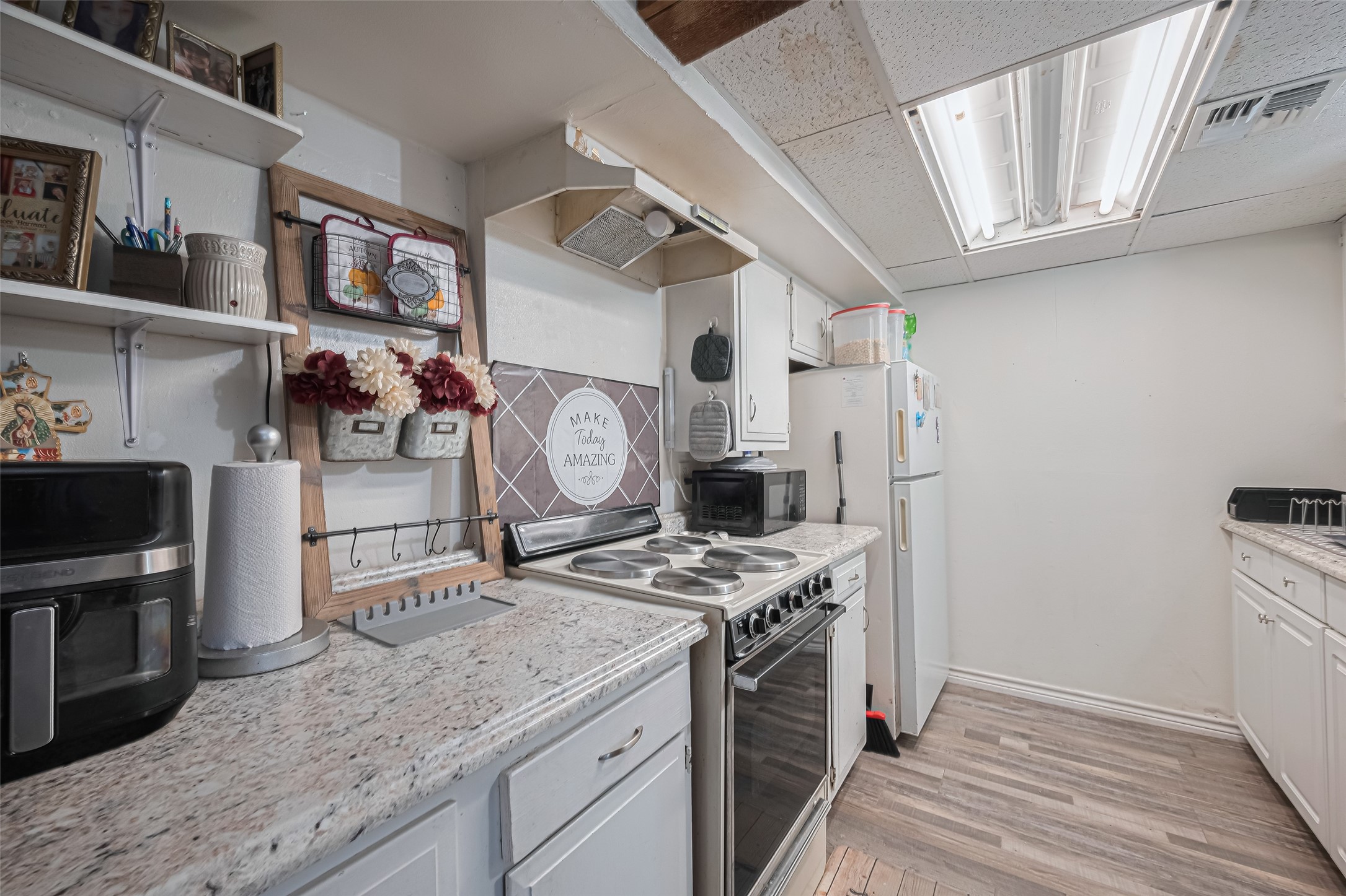 601 North Resident Street Wharton, TX 77488 - Photo 18 of 32