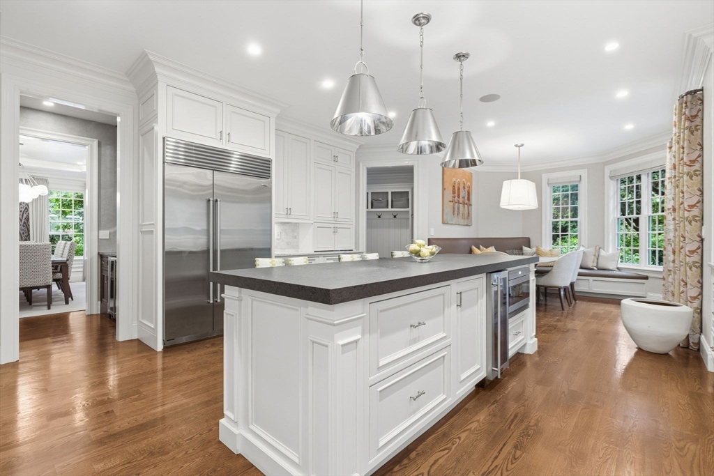 14 Bristol Road Wellesley, MA 02481 - Photo 10 of 42