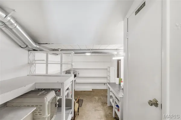 $299,000 | 1106 East Lafayette, Edina, MO 63537