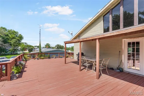 $299,000 | 1106 East Lafayette, Edina, MO 63537