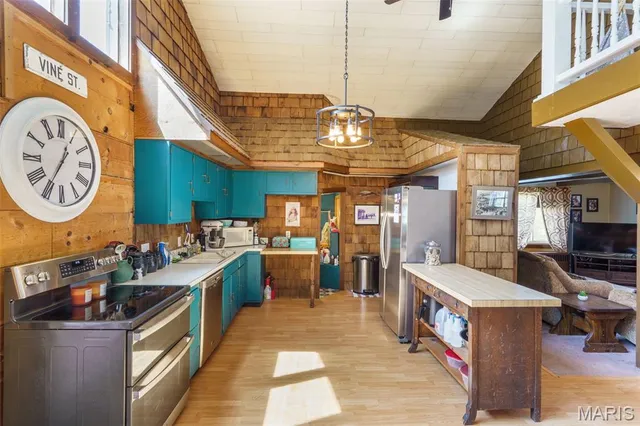 $319,000 | 1106 East Lafayette, Edina, MO 63537