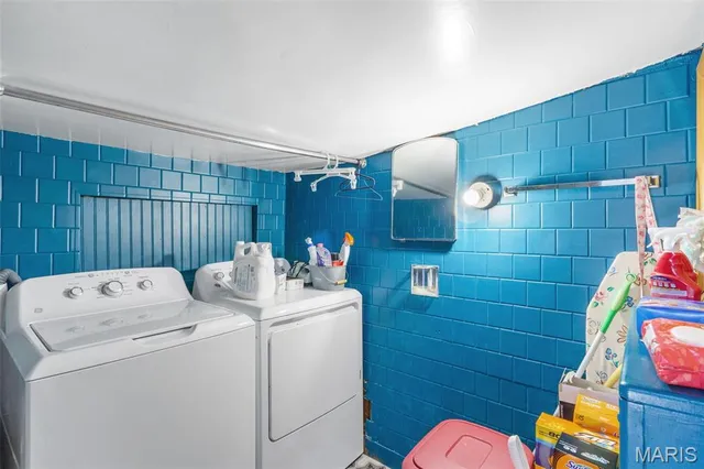 $319,000 | 1106 East Lafayette, Edina, MO 63537