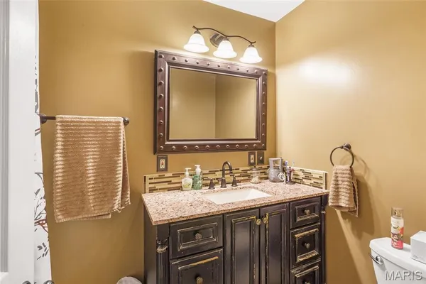 $299,000 | 1106 East Lafayette, Edina, MO 63537