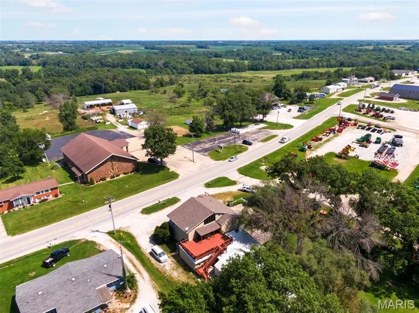 $299,000 | 1106 East Lafayette, Edina, MO 63537