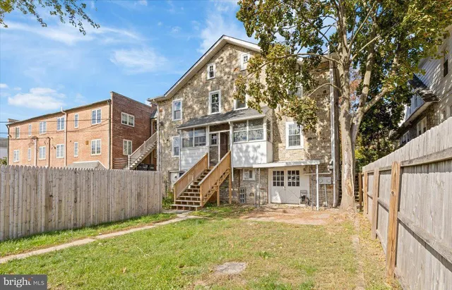 $2,500 | 514 East Lancaster Avenue, Downingtown, PA 19335